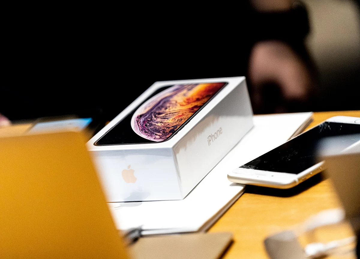 Apple Plans to Start Selling Online in India Next Month
