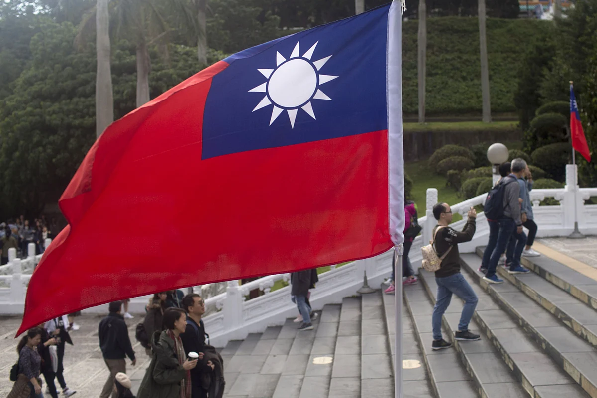 Taiwan Shuts Pro-China TV Channel in Battle Over Press Freedom