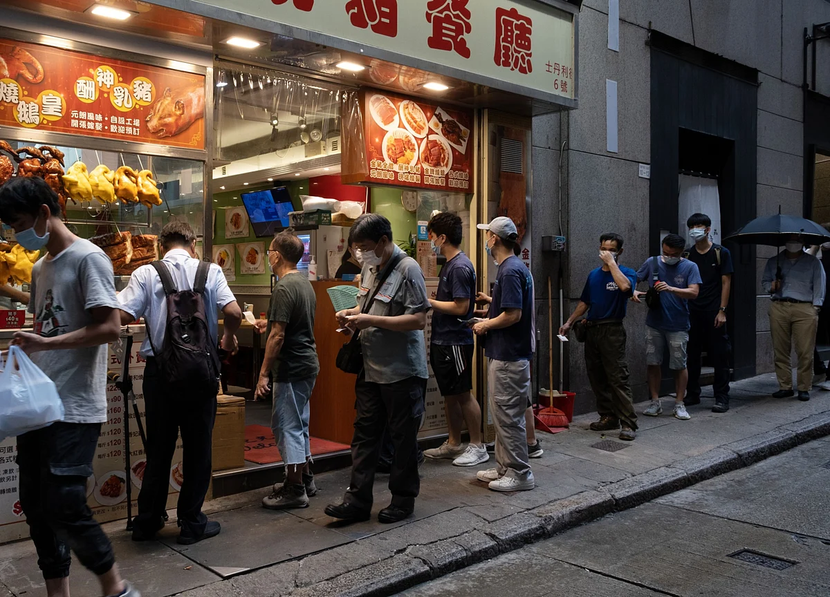 Hong Kong to Relax Social Distancing Rules as Virus Cases Drop
