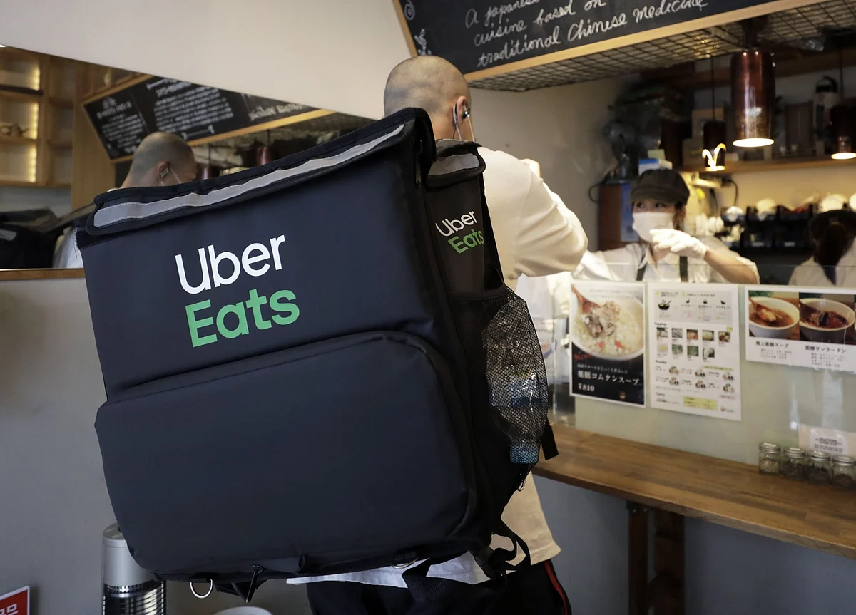 Uber’s Quarterly Sales Tumble, Ending a Decade of Growth