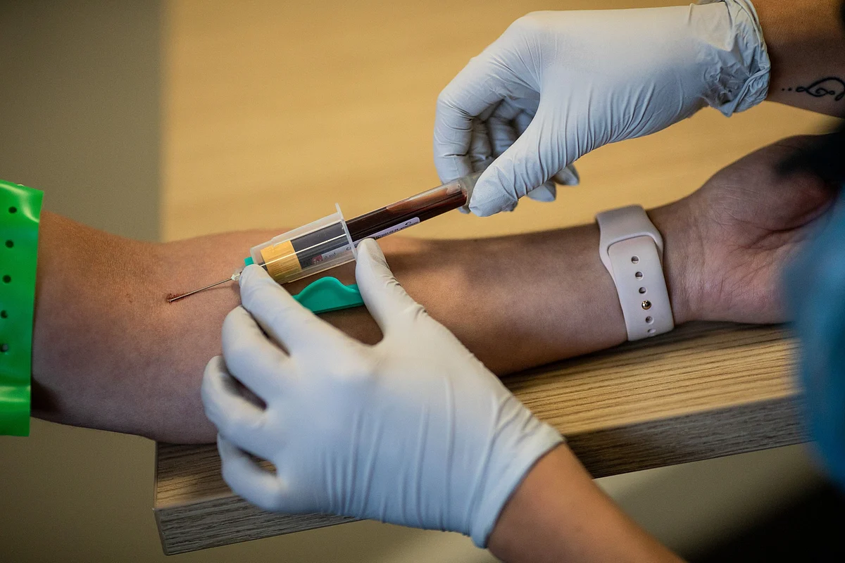 Ex-Trader Stephen Diggle Bets Big on Oxford’s Tiny Vaccine Maker