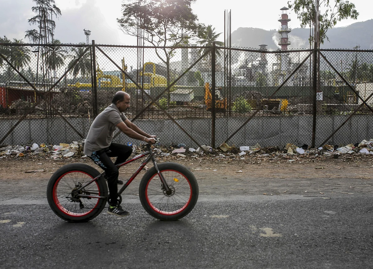 Top Indian Oil Explorer Sees Profit Rebound After Write Back