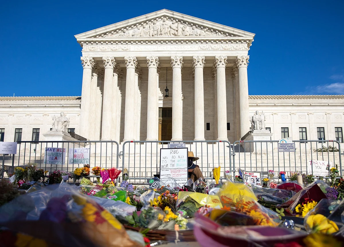 Trump Zeroes In on Judge Barrett as Likely Supreme Court Pick
