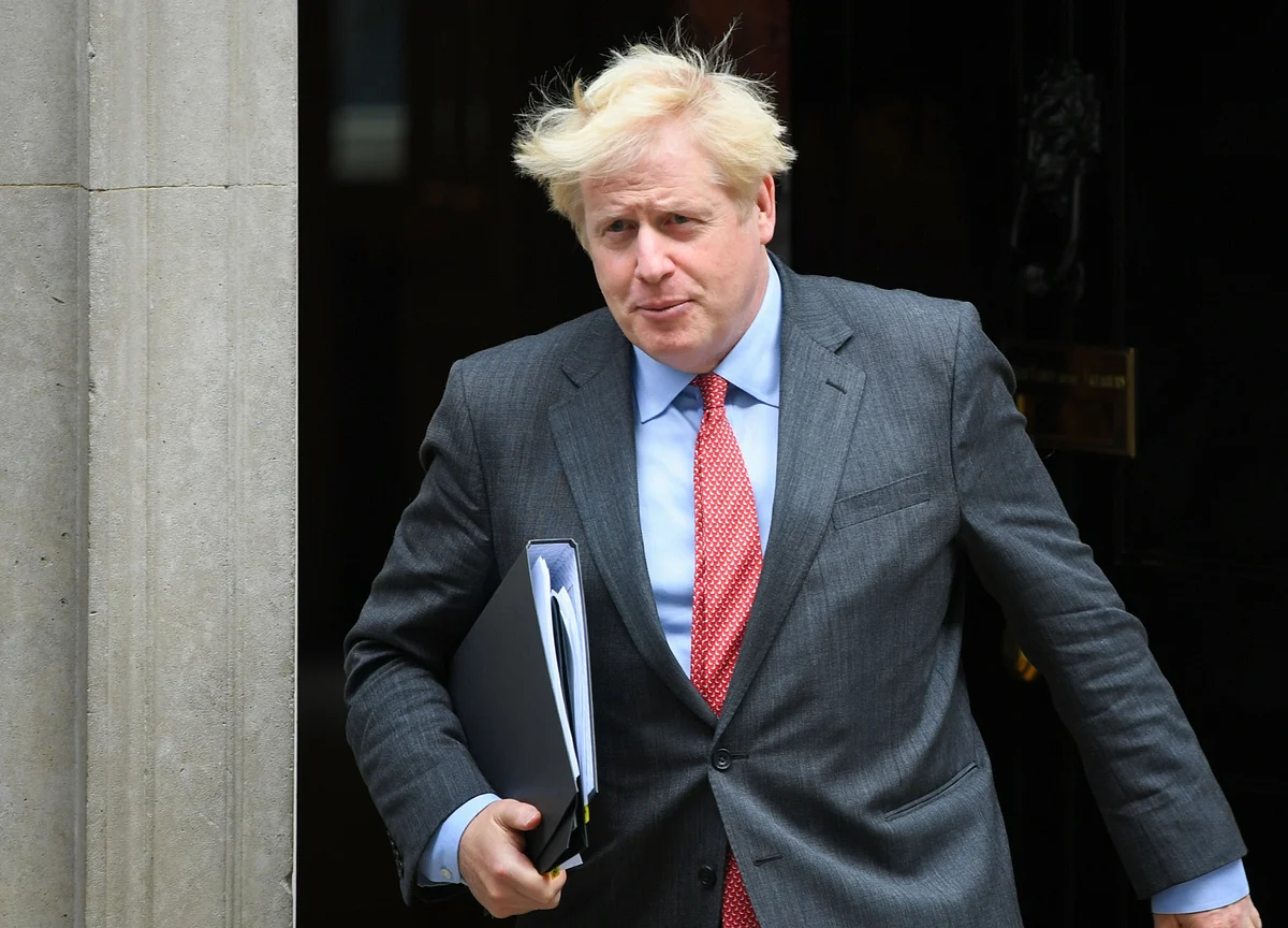 U.K. Labour May Back Tory Rebels Over Johnson’s Covid Powers