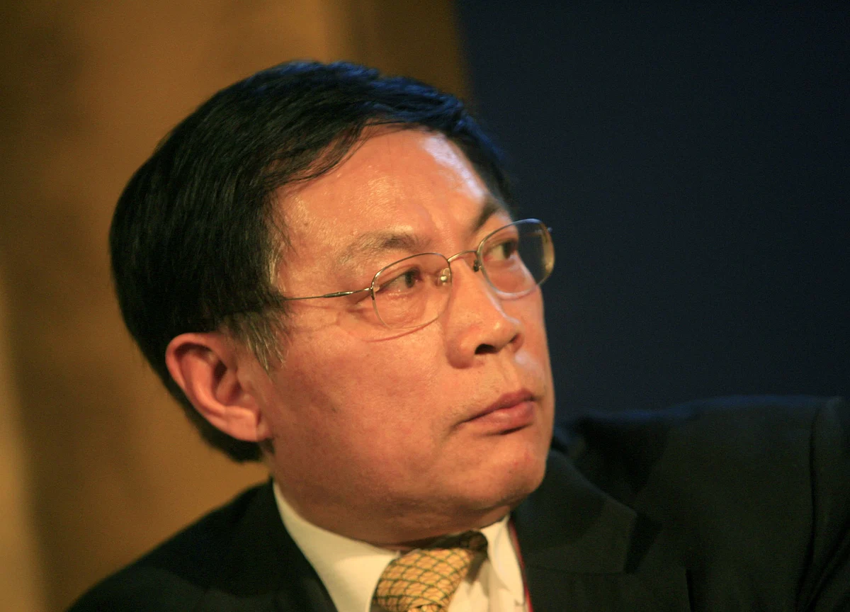 China Jails Outspoken Tycoon Ren Zhiqiang for 18 Years