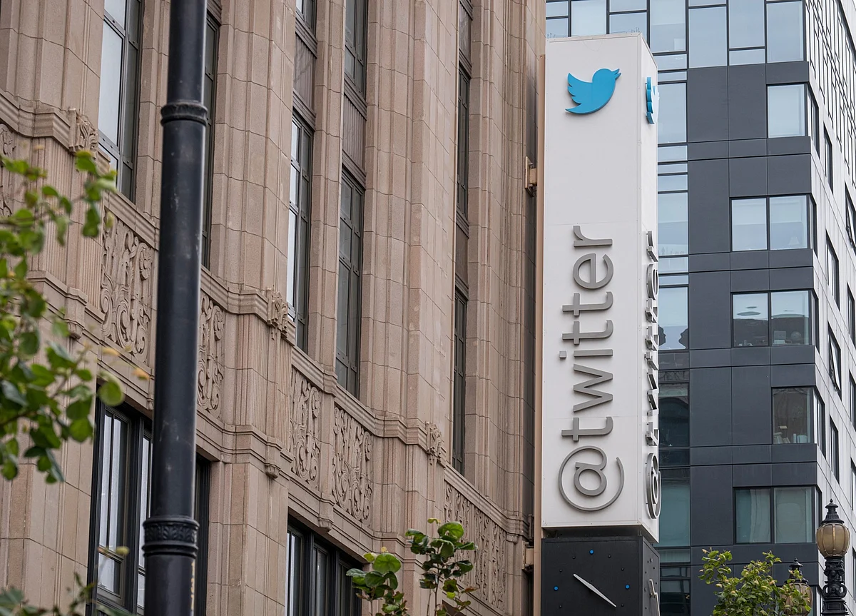 Search Warrant Served on Teen for Twitter Hack, NYT Reports