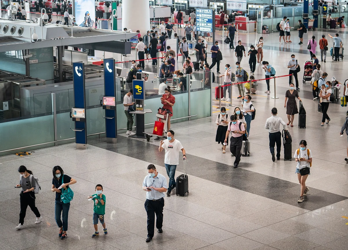 China Eases Entry Rules for Foreigners for Work, Reunions