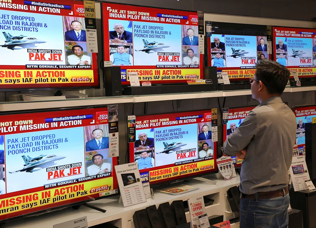 Print, Electronic Media Rarely Cross Lines, Digital Media Is Completely Uncontrolled: Centre Tell Supreme Court
