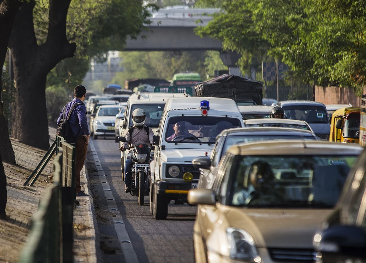 Supreme Court Says BS-IV Vehicles For Public Utility Purchased Up To March 31 Need To Be Registered