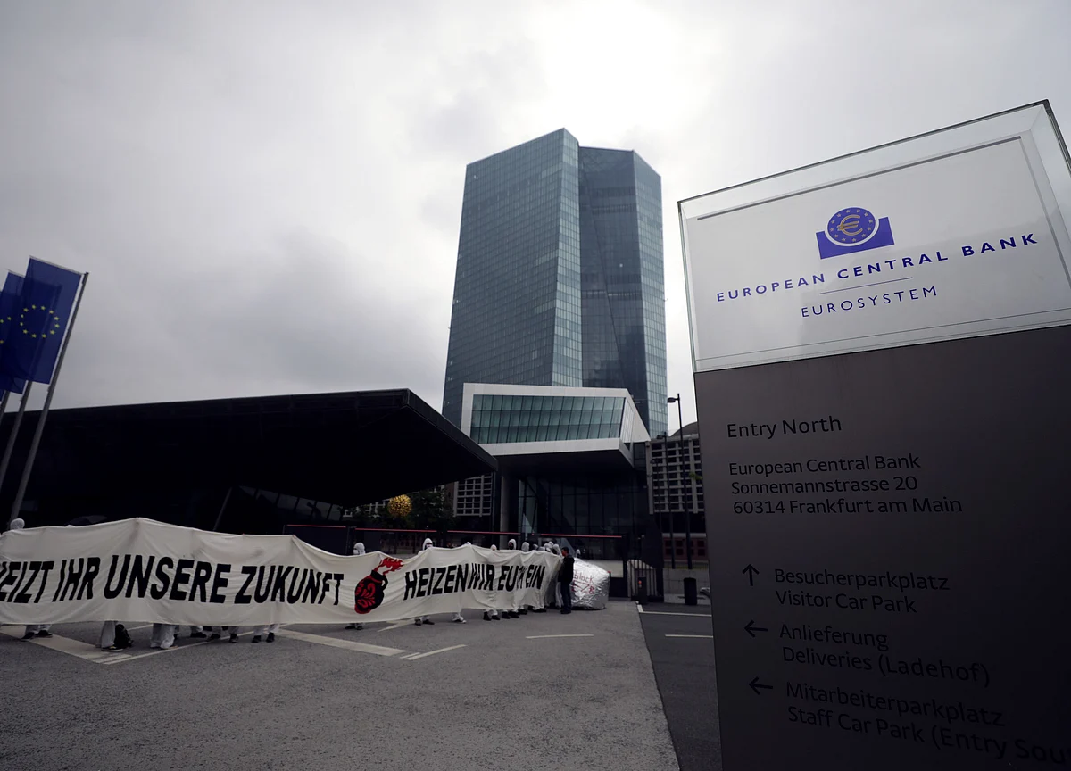 The ECB Needs Italy and Spain to Help Themselves
