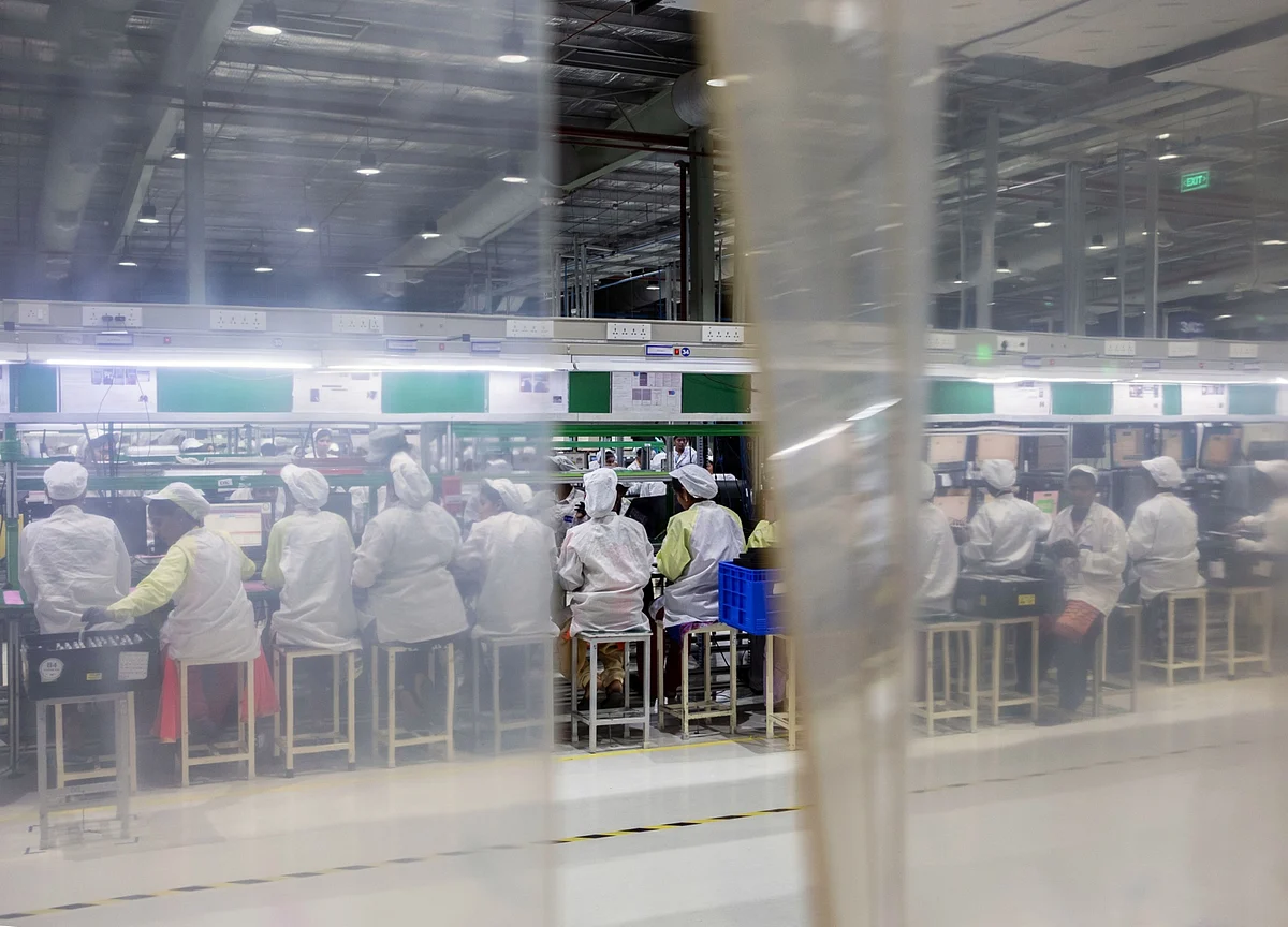India Considers $23 Billion Package to Lure Global Manufacturers