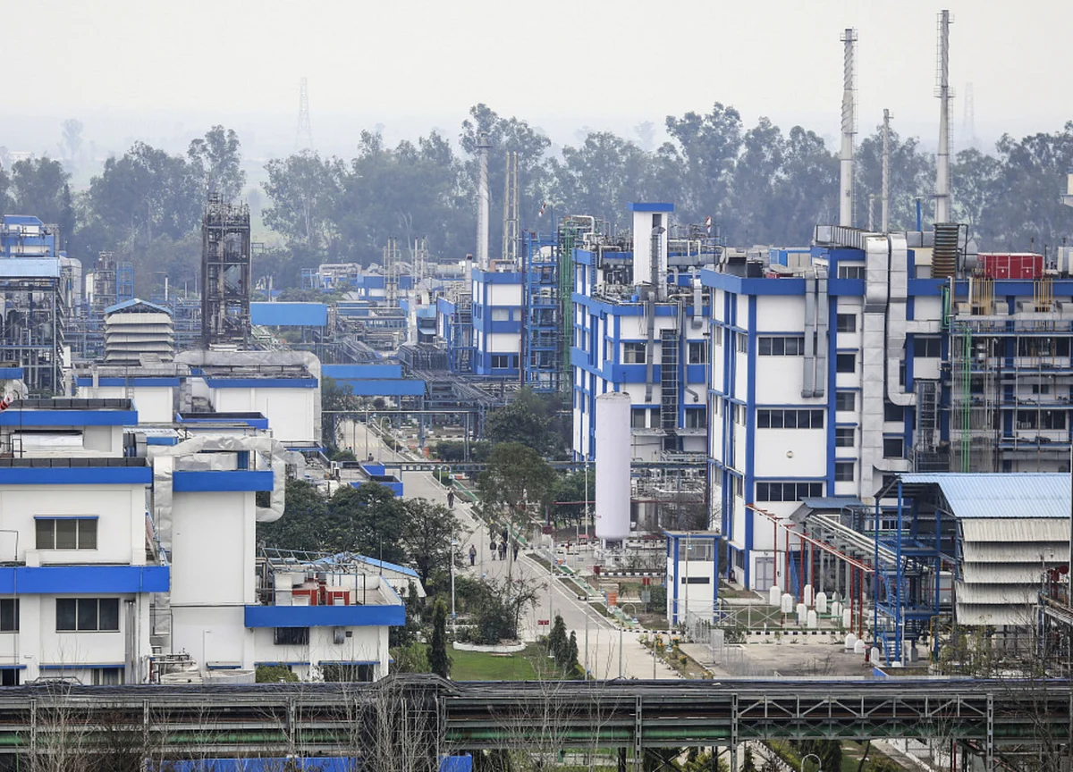 Sub-Committee Formed For Divesting PSIDC’s Stake In PACL