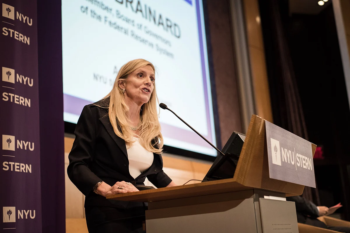 Brainard Says U.S. Economy Still Needs Fiscal, Monetary Help
