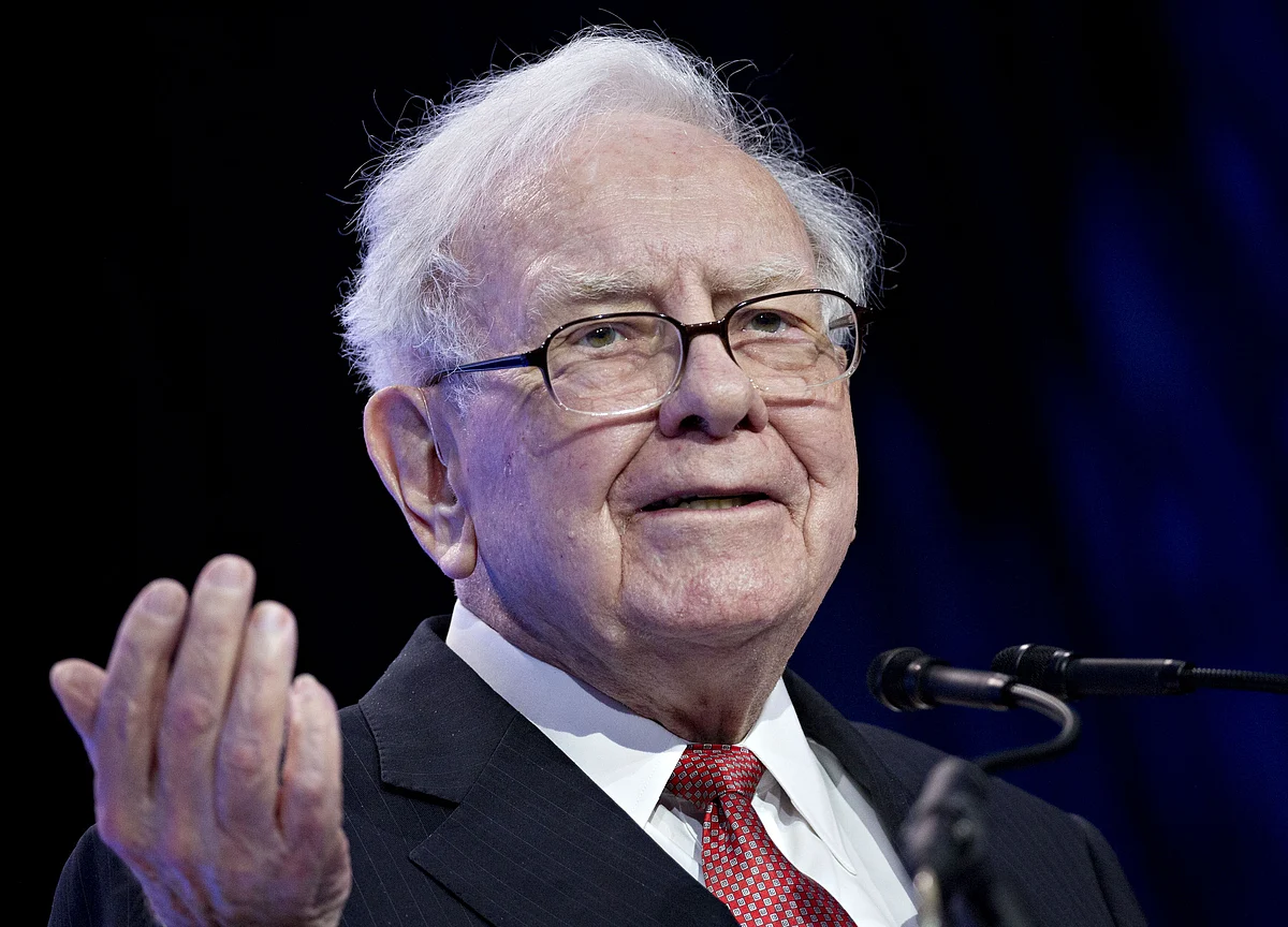Buffett’s Berkshire Restarts March Madness Bracket Competition