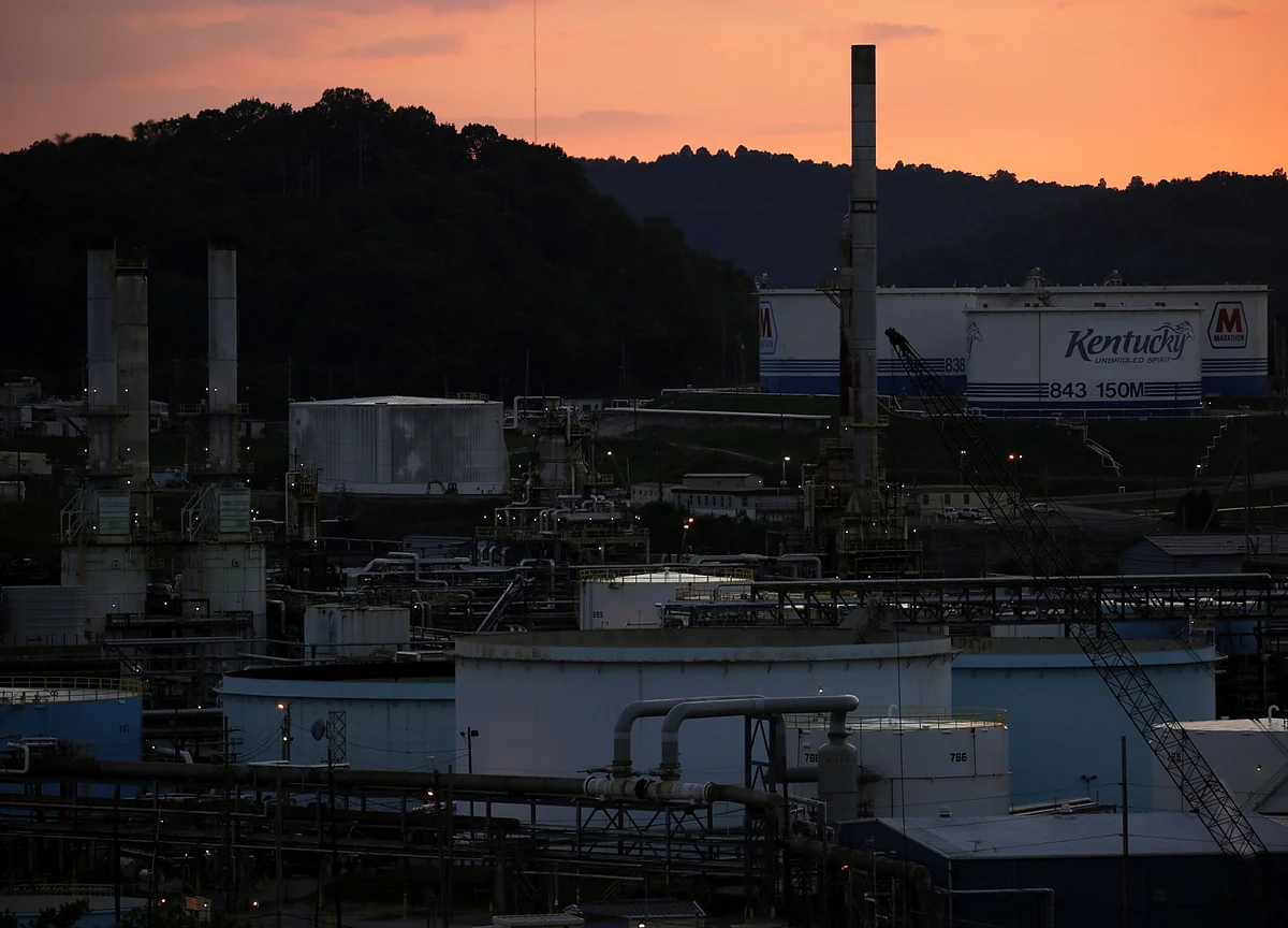 Even Now, U.S. Oil Drillers Remain Focused on Output Over Debt
