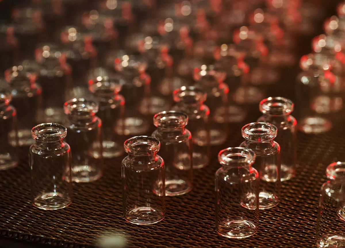 Drugmakers Pledge to Avoid Safety Shortcuts on Covid Vaccine