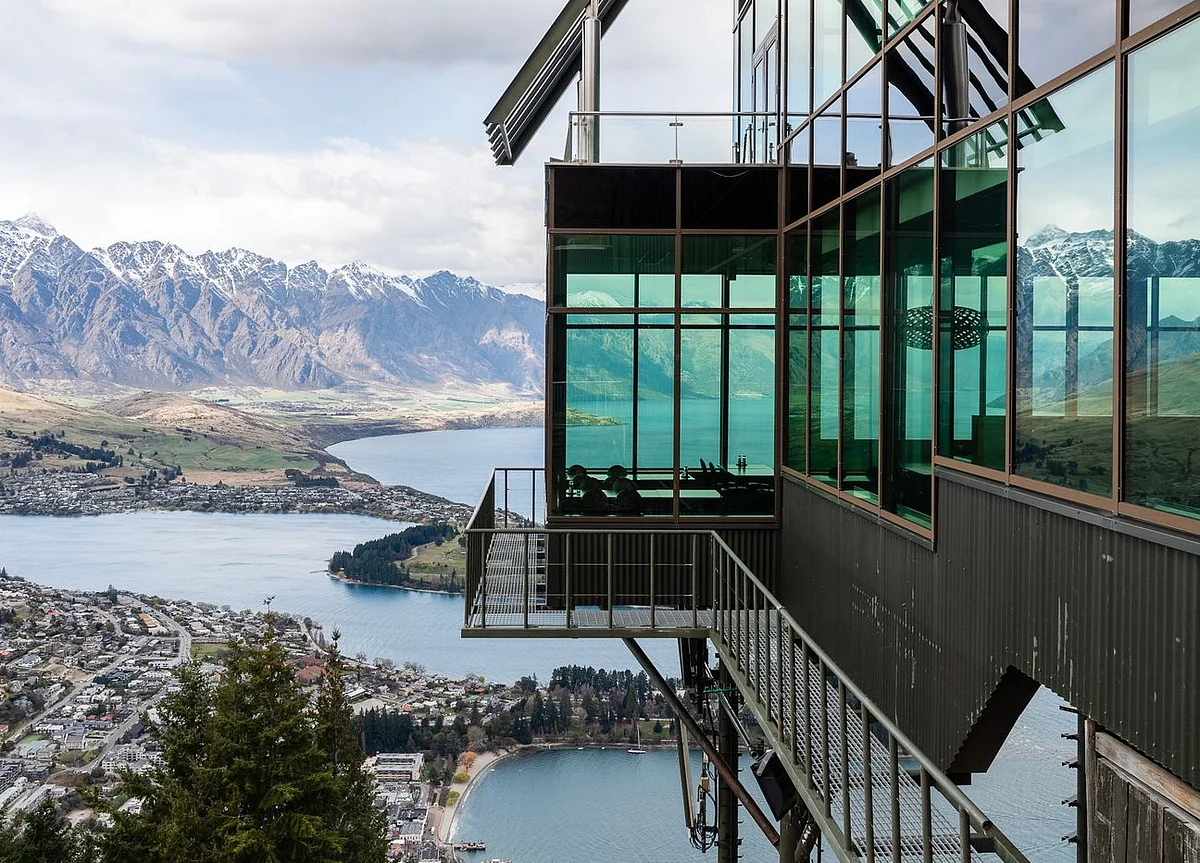 A Tourist Town Seeks a Reset in a World Without Foreign Travel