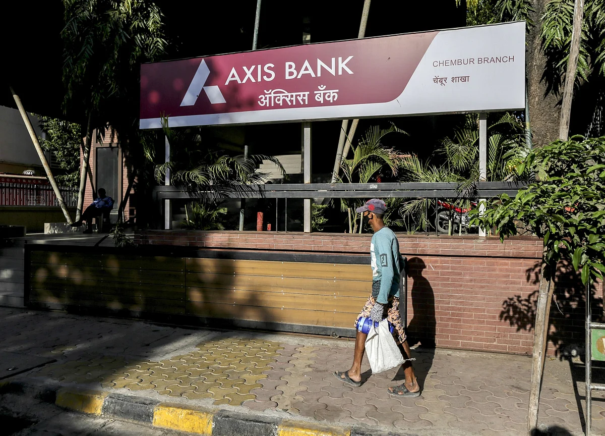 Axis Bank Q3 Review - Asset Quality Outlook Improving; Earnings Set To Gain Momentum: Motilal Oswal
