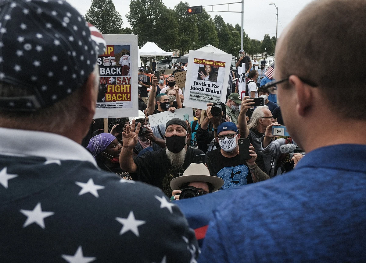 Trump Lauds Police in Defiant Trip to Protest-Torn Kenosha