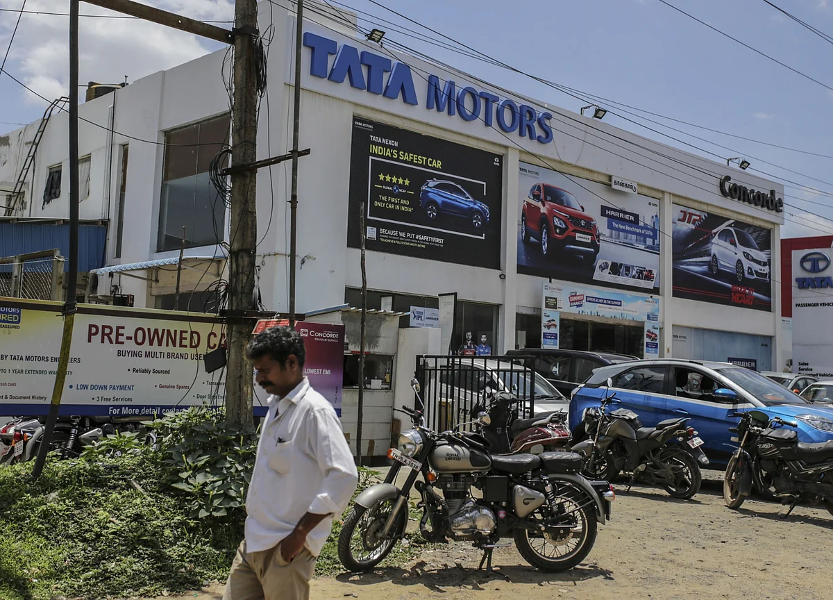 Motilal Oswal: Tata Motors Q2 Review - JLR Drives Beat; Working Capital Drives FCF To Positive Zone