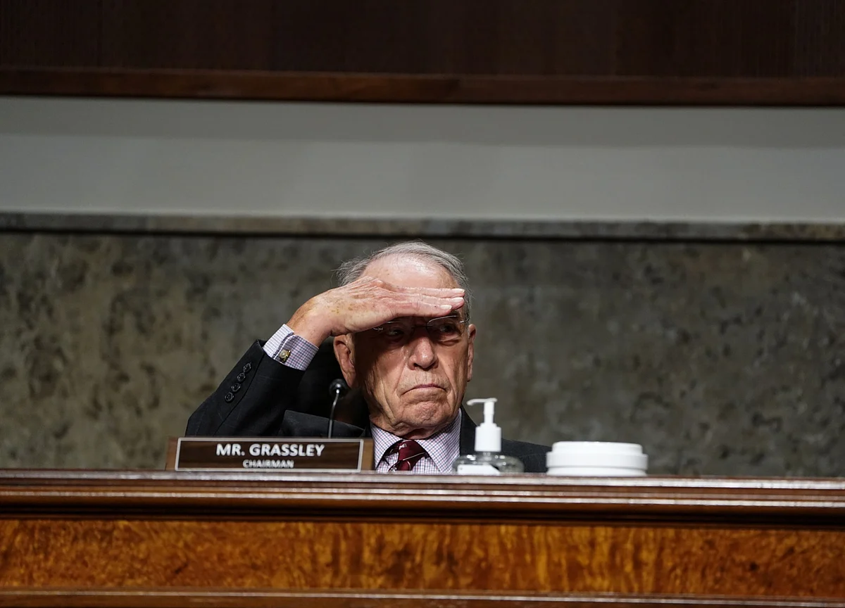 Grassley Supports Voting on Trump Nominee, Adding to GOP Tally