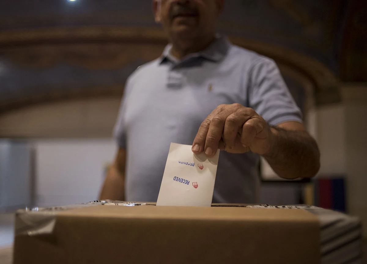 Texas Ballot Box Restrictions Reinstated by Appeals Court
