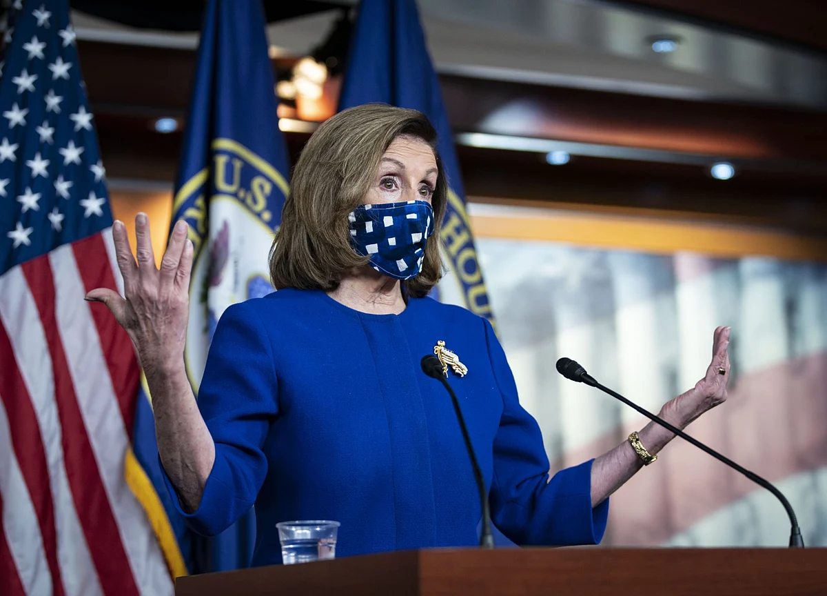 Pelosi, White House Say Each ‘Moving the Goalposts’ on Stimulus