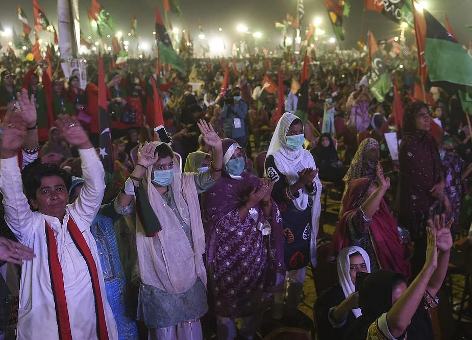 Pakistan Protests Gain Momentum, Putting Khan Under Pressure