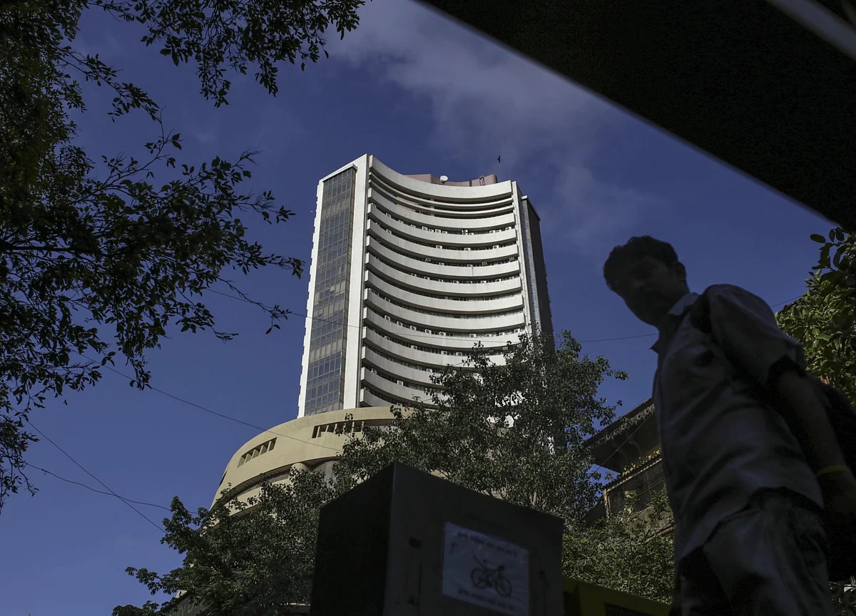 Sensex, Nifty Recover From Day’s Low To End Little Changed