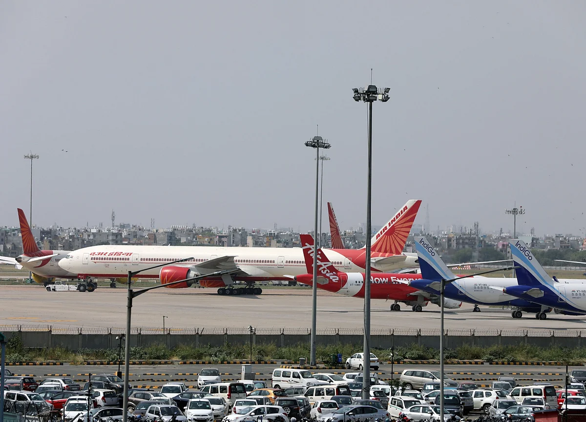 India Likely to Let Suitors Decide on Taking Air India Debt