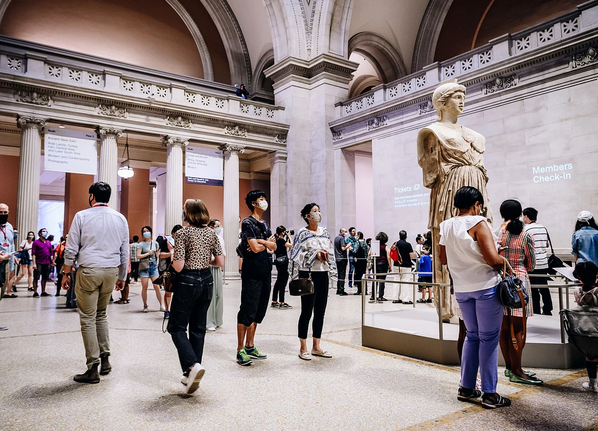 Museums Sell Picasso and Warhol, Embrace Diversity to Survive
