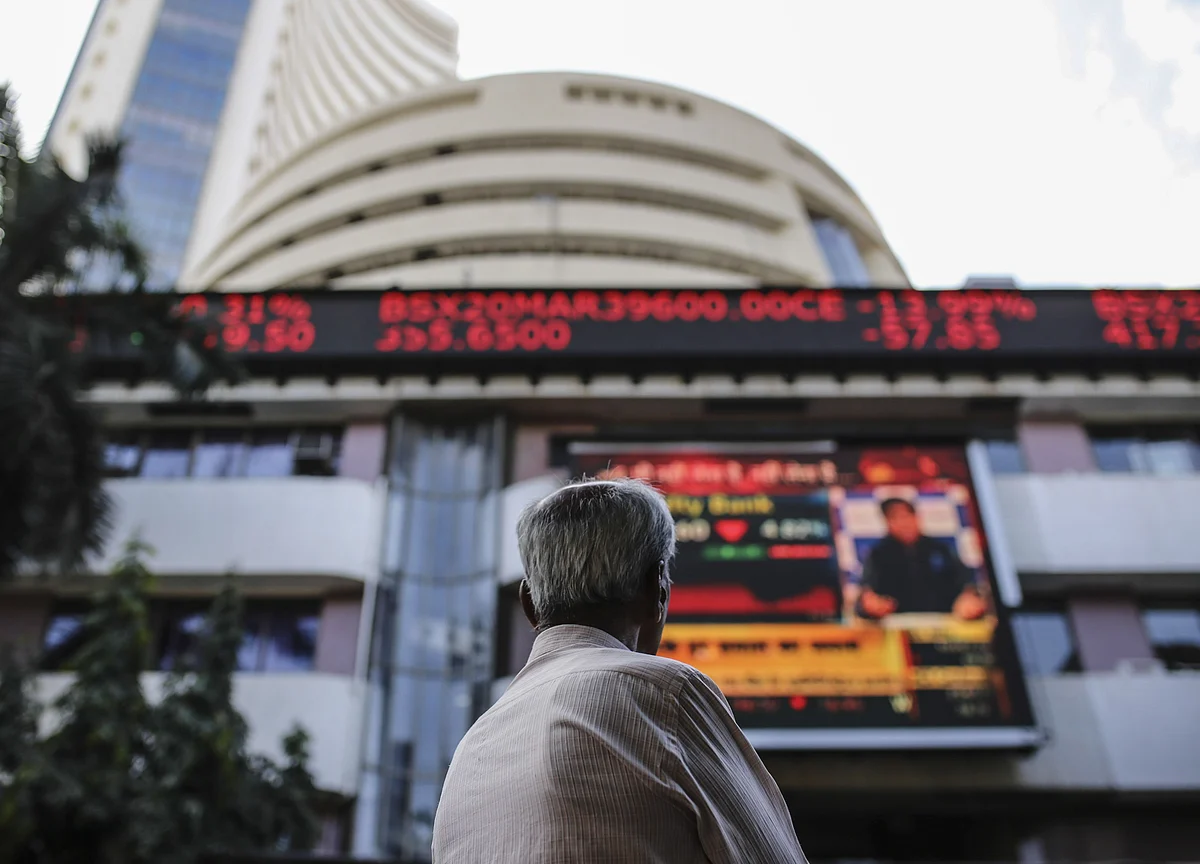 India Stocks Decline as Rising Virus Cases Weigh on Sentiment