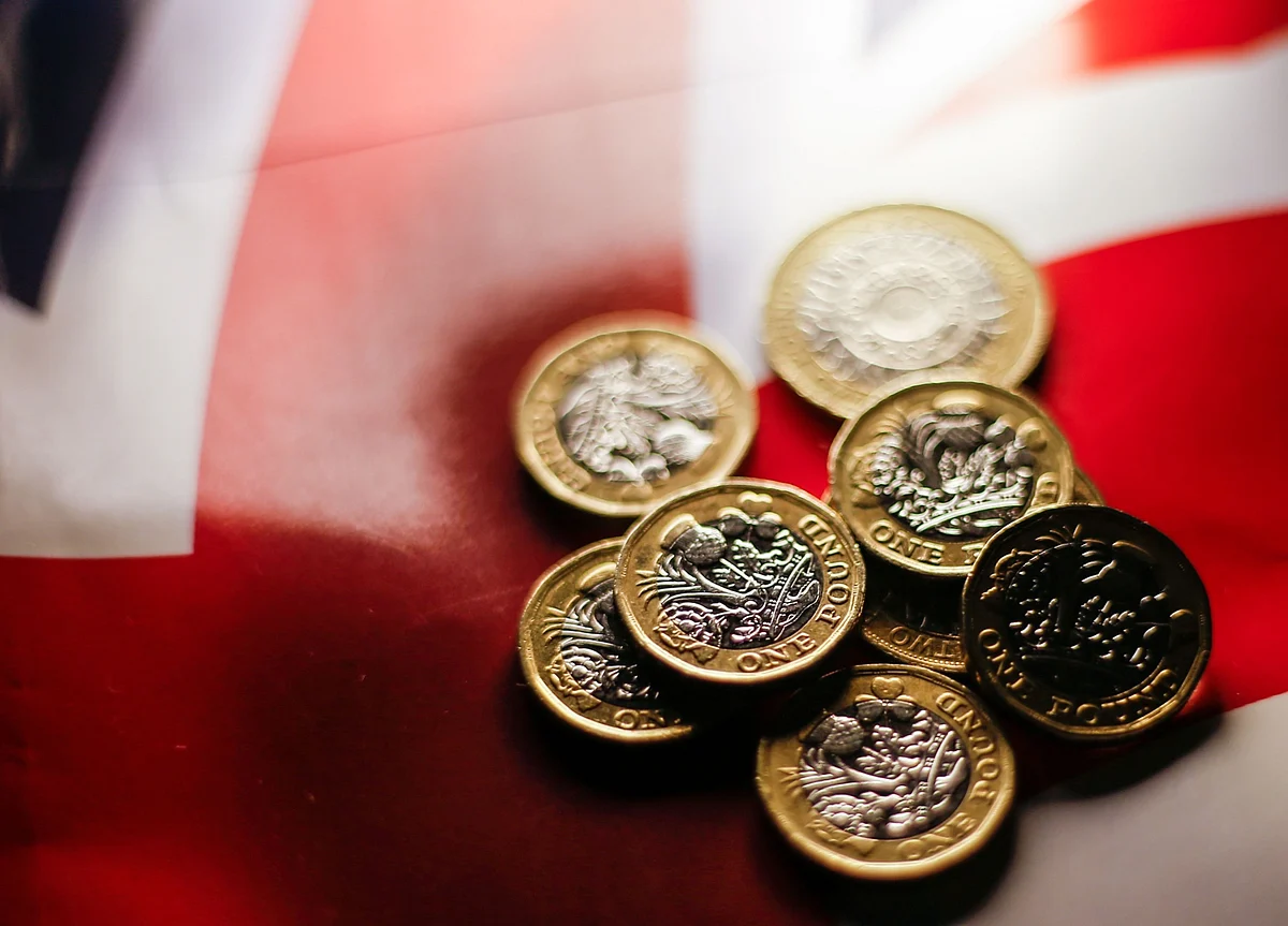 Pound Traders Shut Out Brexit Talks Noise Until ‘Real Deadline’