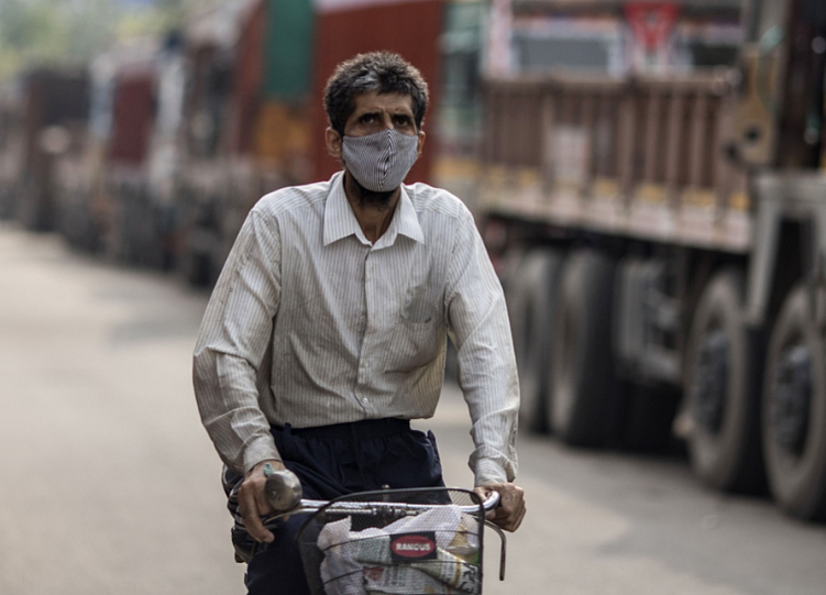 Delhi’s Pollution Levels Worsen, Air Quality Still In ‘Poor’ Category