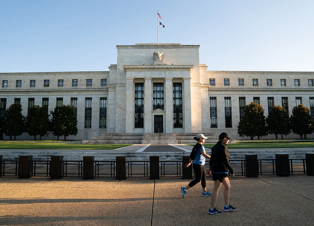 Fed Officials Vow to Alter Long-Held Practices to Beat Inequity