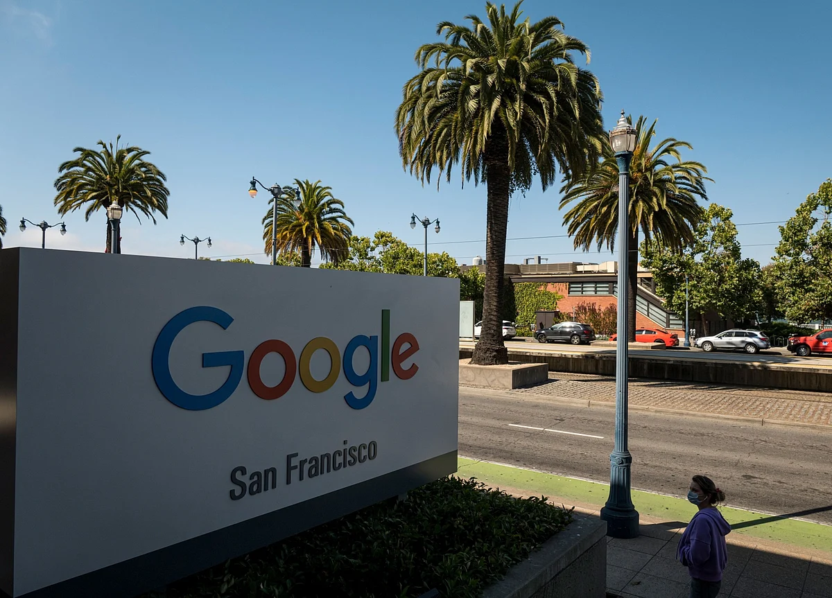 U.S. Case Against Google Mimics Suit That Weakened Microsoft