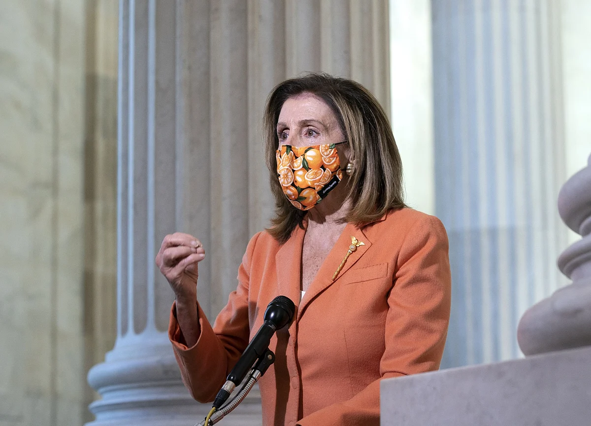 Pelosi, Mnuchin Move Closer to Stimulus Deal Amid Senate Doubts
