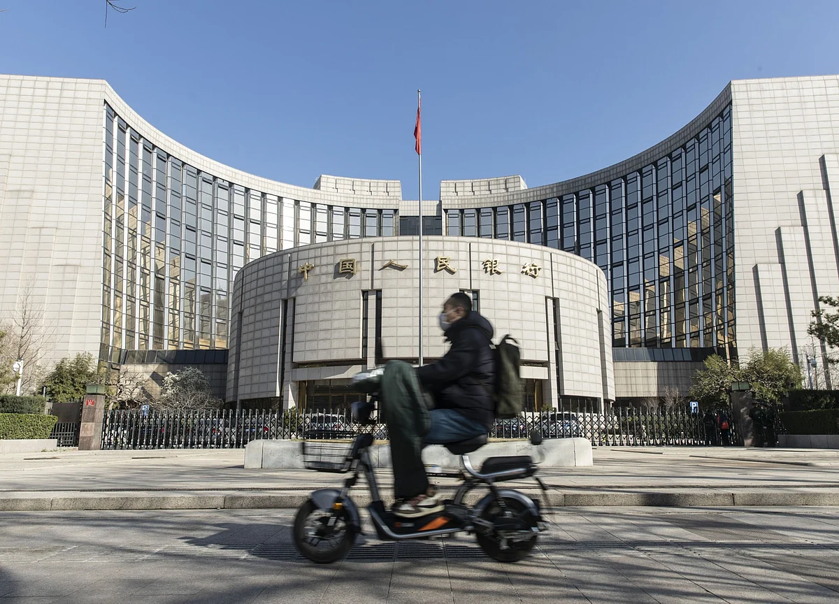 China to Maintain ‘Normal’ Monetary Policy, PBOC Chief Says