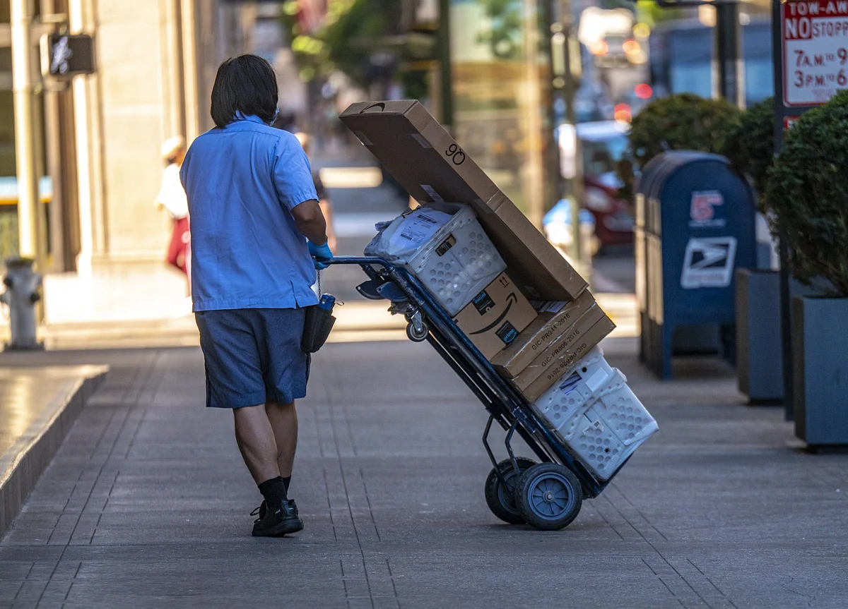 U.S. Jobless Claims Fall to Lowest Level Since End of November