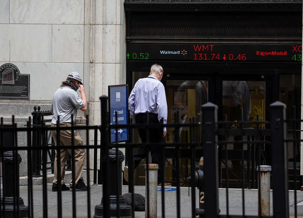 Hedge Funds Skeptical of SEC Plan to Let Firms Conceal Stocks