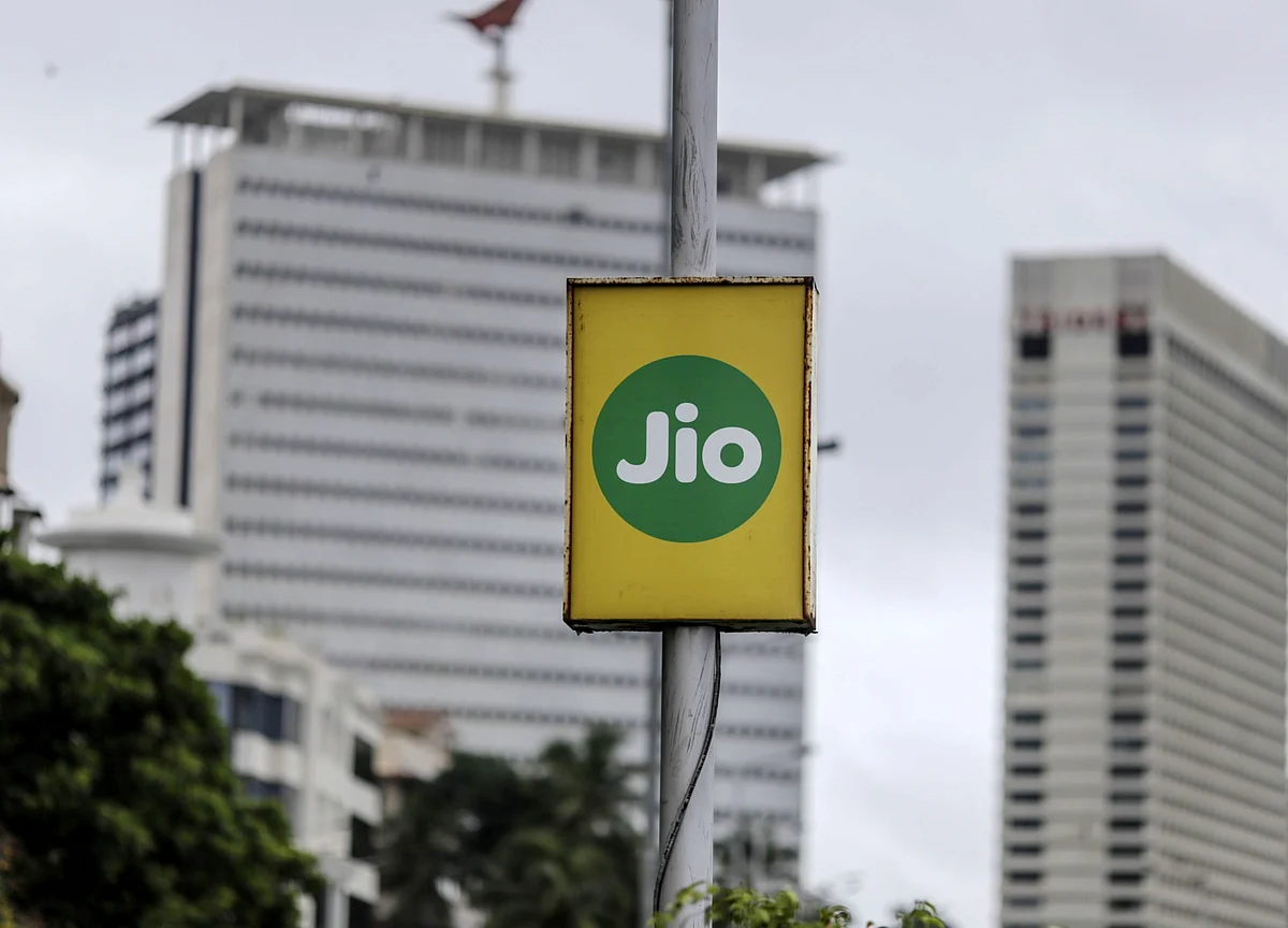 Analysts Remain Bullish On Reliance Industries After Q3 Results