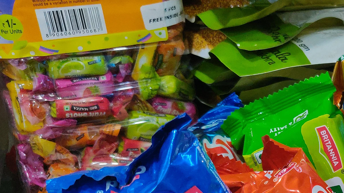 <div class="paragraphs"><p>Britannia biscuits kept in a basket in a shop. (Source: BloombergQuint)</p></div>