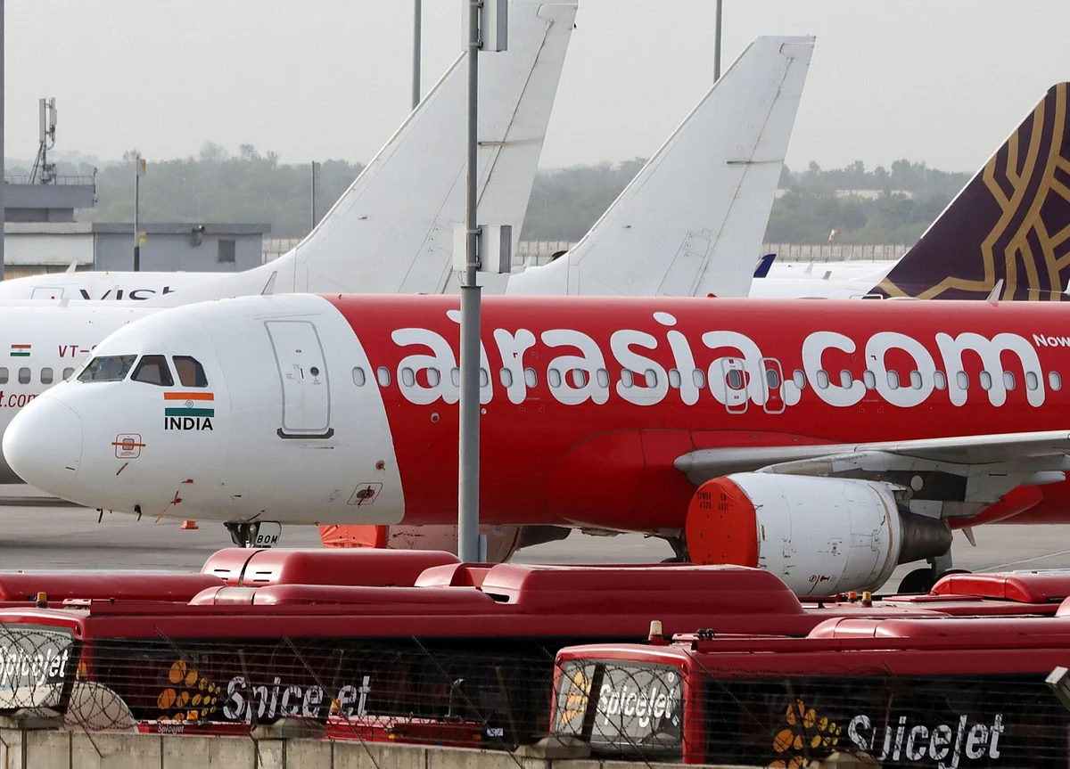 AirAsia’s Problems Grow as India Minister Hints at Local Shutdown
