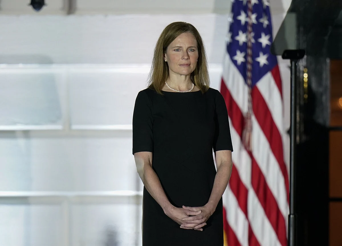 Barrett Confirmation Hands Win to Trump, GOP on Eve of Election