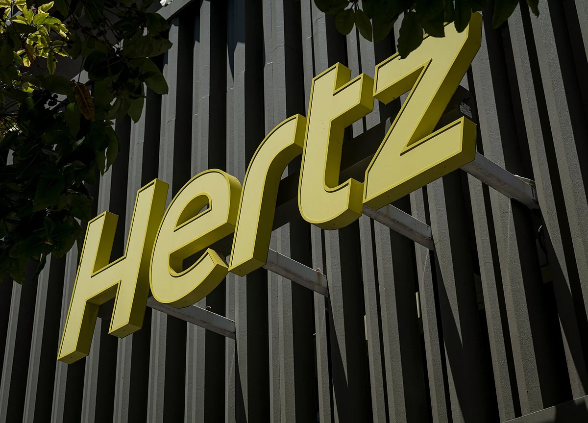 Hertz Drops Executive Incentive Pay That Bankruptcy Judge Called Offensive