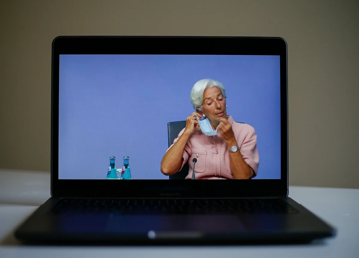 Lagarde Says Next Stimulus to Rely on Emergency QE, Loans