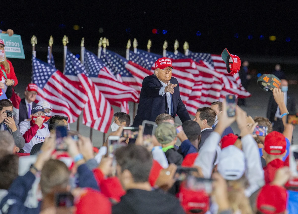‘Lock Up the Bidens,’ Trump Says at Georgia Campaign Rally