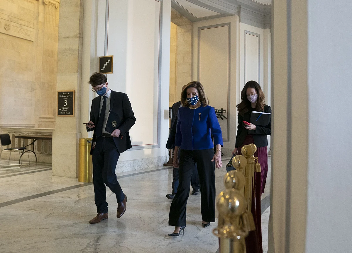 Pelosi Shifts Deadline If Trump Wants Pre-Election Stimulus