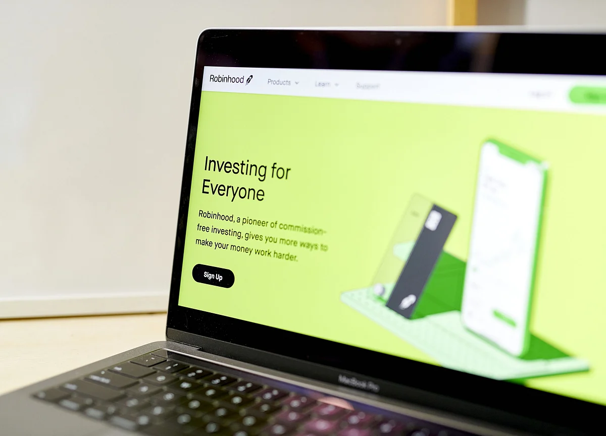 Robinhood Internal Probe Finds Hackers Hit Almost 2,000 Accounts