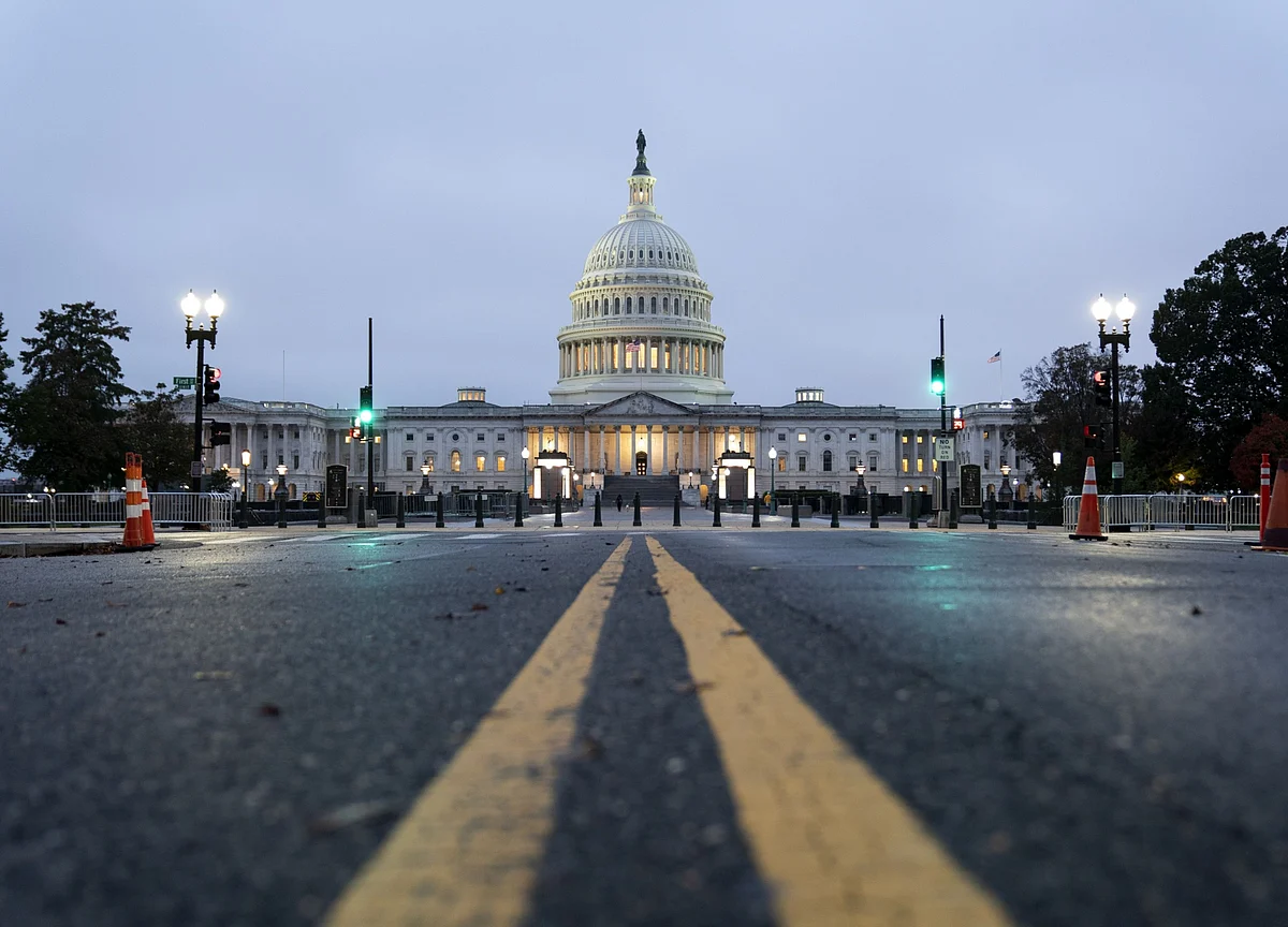 Congress Stalemate on Covid Liability Adds to Doubts on Relief